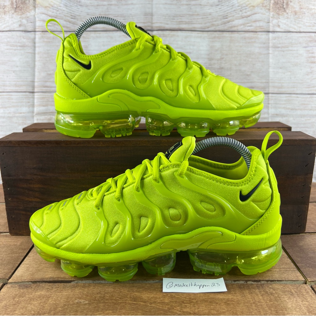Nike Air Vapormax Plus Atomic Green Tennis Ball Volt